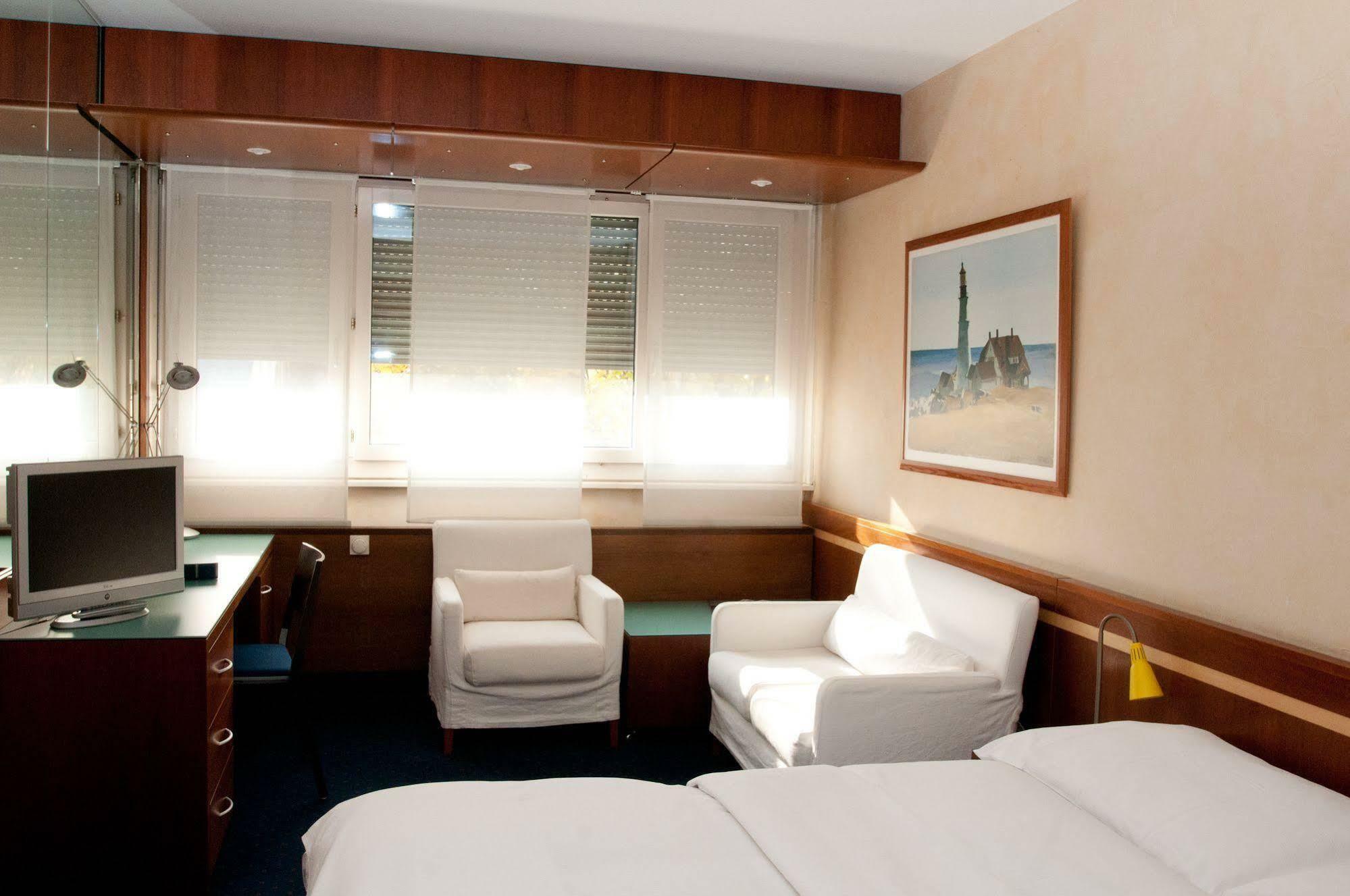 Hostellerie De La Vendee Lancy Kültér fotó
