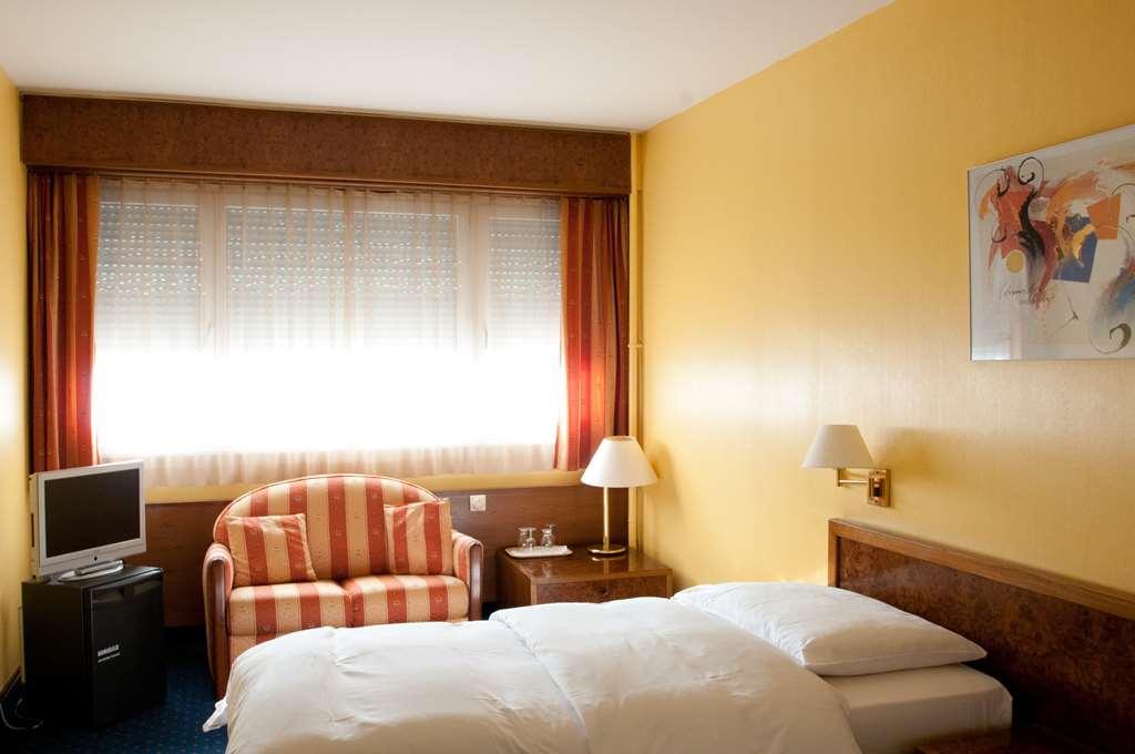 Hostellerie De La Vendee Lancy Szoba fotó