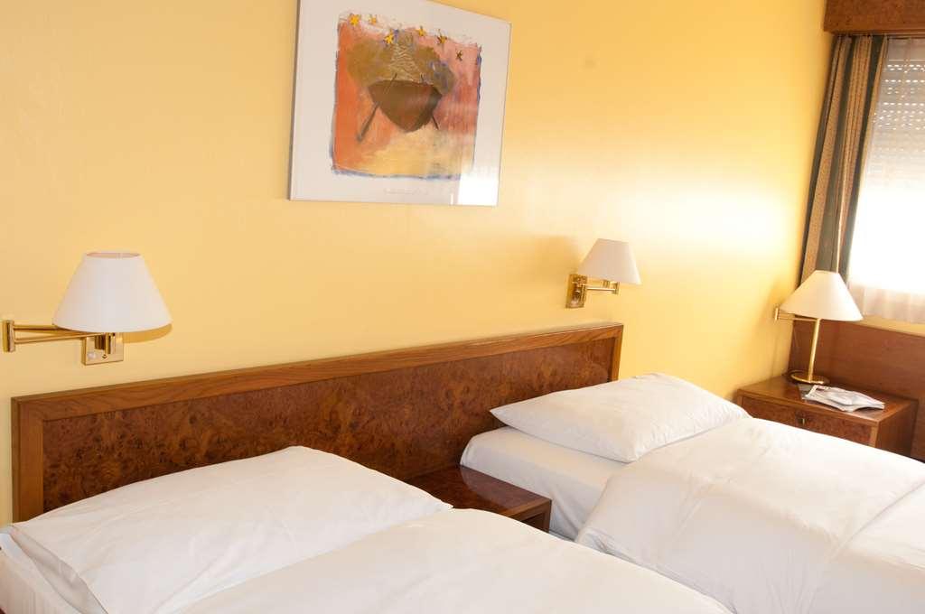 Hostellerie De La Vendee Lancy Szoba fotó